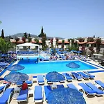 Summer Garden 3*