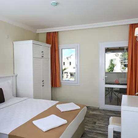 Hotel de apartamente Summer Garden 3*