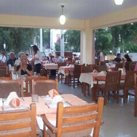 Lejlighedshotel Summer Garden 3*