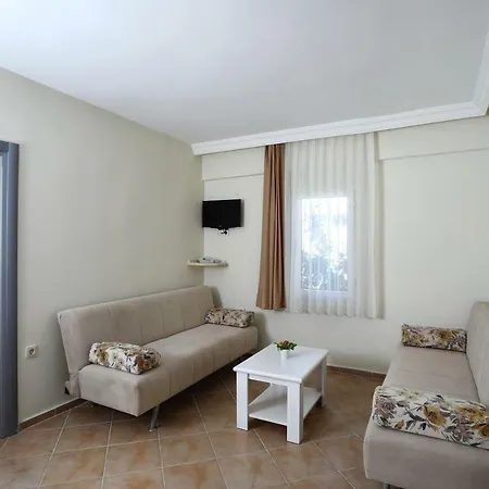 Summer Garden Apartahotel 3*