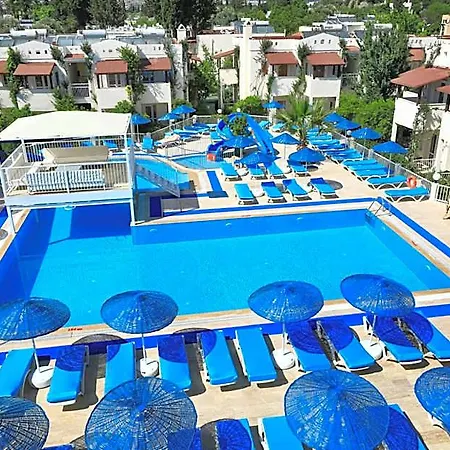 Summer Garden Ξενοδοχείο με διαμερίσματα 3*