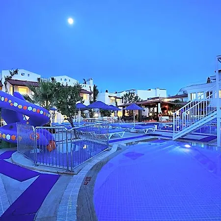 Summer Garden Hotel apartamentowy 3*