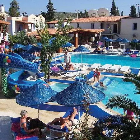 Ξενοδοχείο με διαμερίσματα Summer Garden