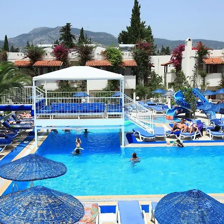 Summer Garden 3*