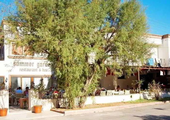 Summer Garden 公寓式酒店