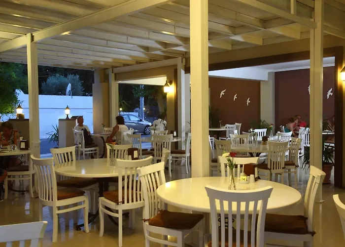 Summer Garden 公寓式酒店 比特兹
