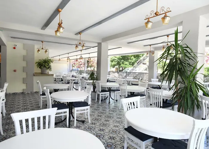 Summer Garden 公寓式酒店